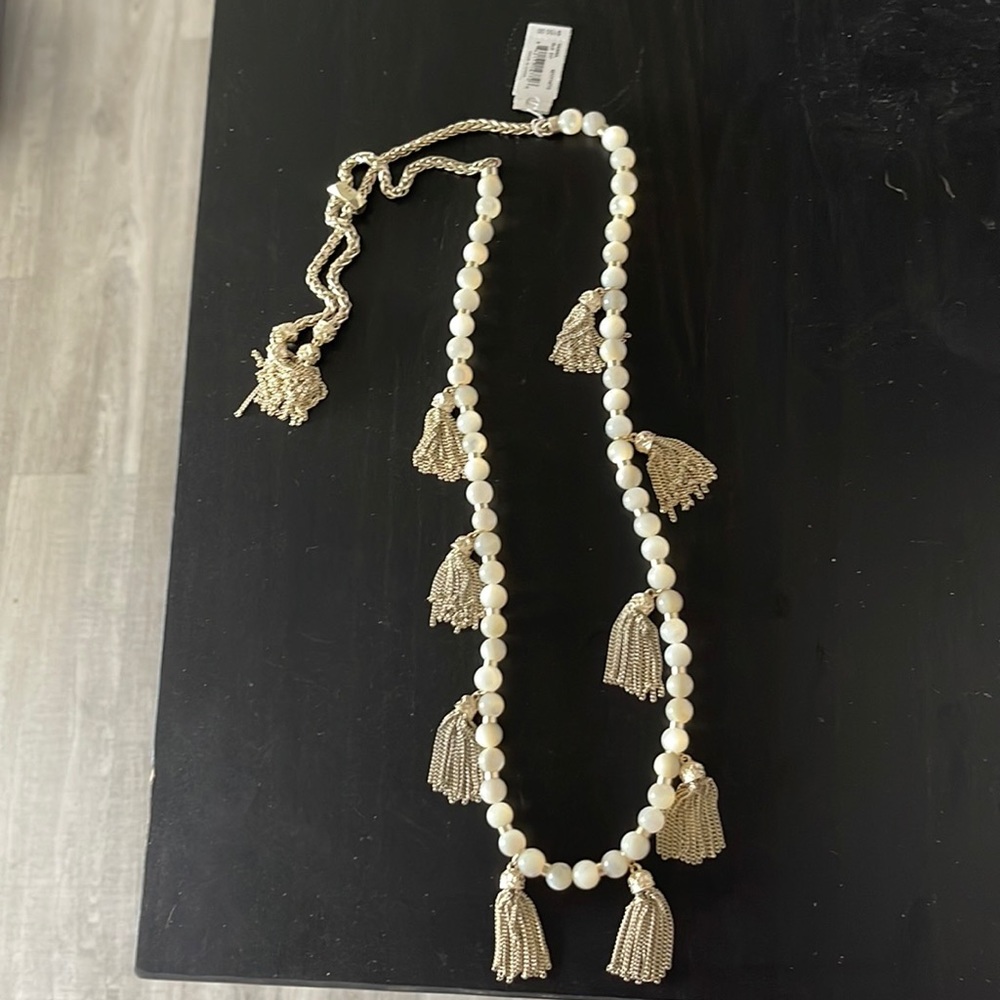 kendra scott vanina necklace in gold/ivory!